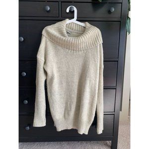 Bench sweater